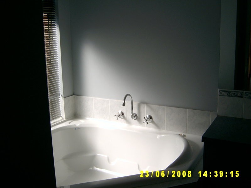 123 Seville Drive, Seville Grove WA 6112