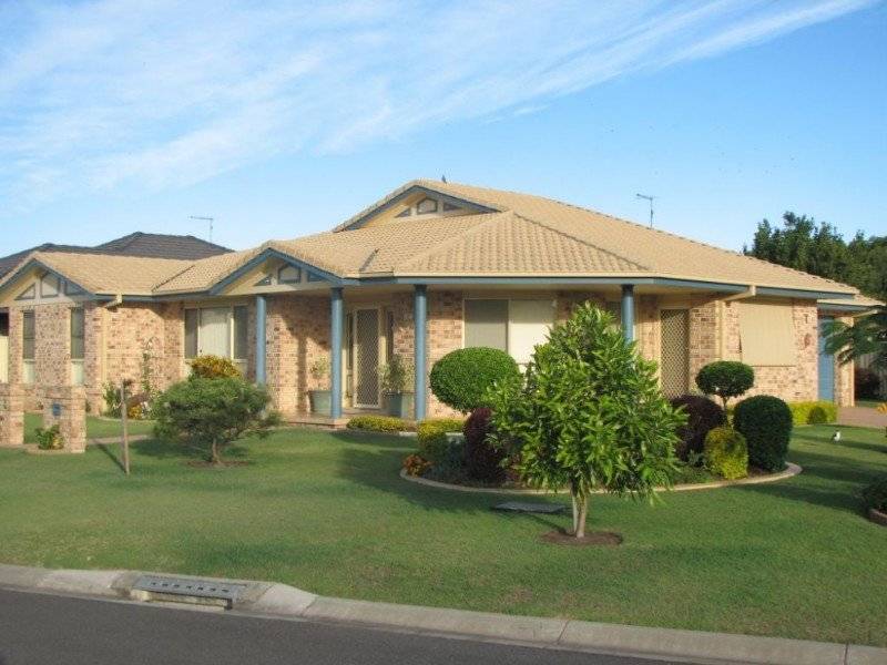 1 Kempnich Place, Yamba NSW 2464