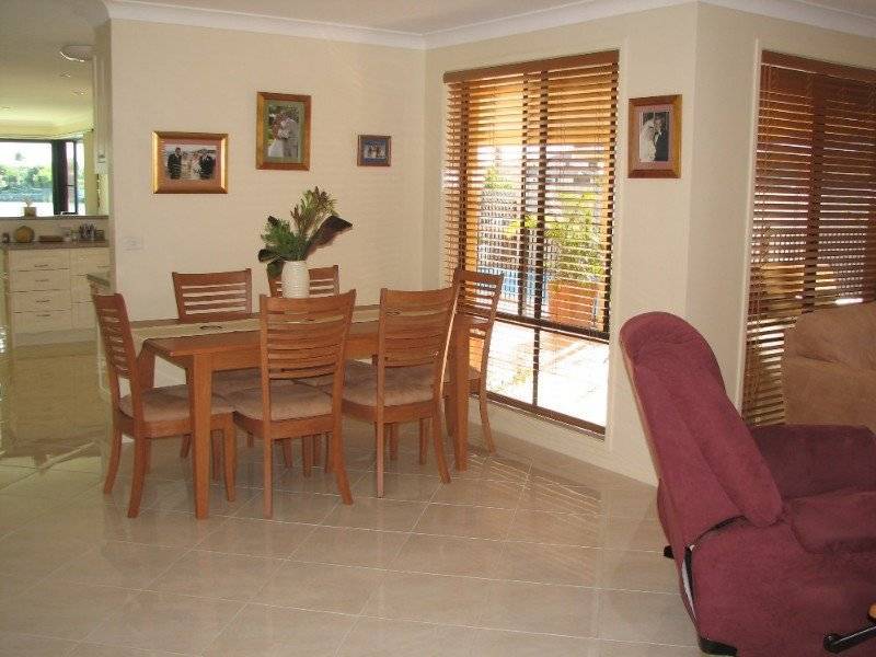 27 The Peninsula, Yamba NSW 2464