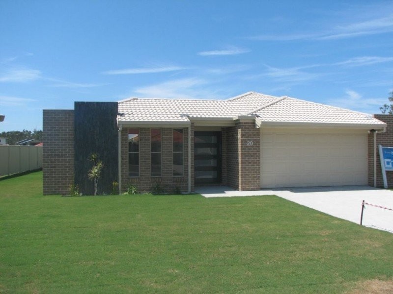 20 William Ave, Yamba NSW 2464
