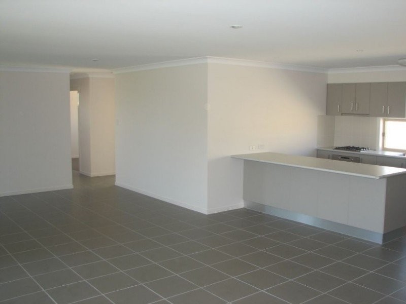 20 William Ave, Yamba NSW 2464