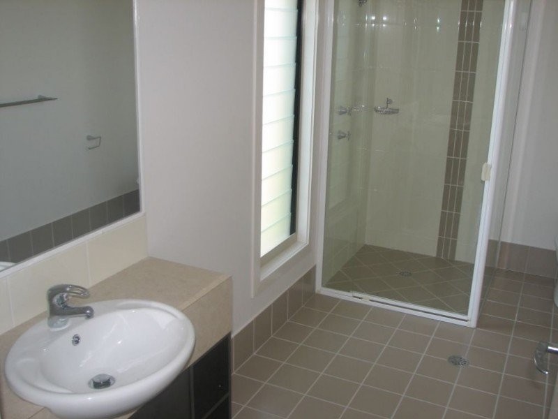 20 William Ave, Yamba NSW 2464