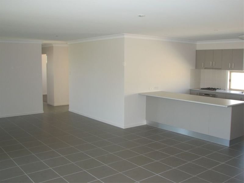 20 William Ave, Yamba NSW 2464