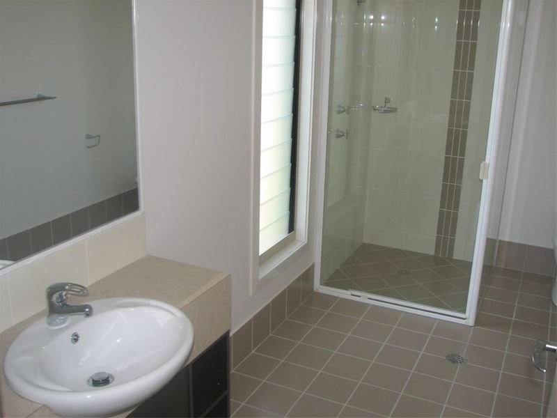 20 William Ave, Yamba NSW 2464