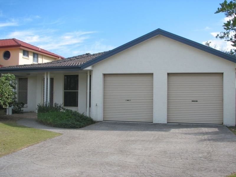 9 Beachside Way, Yamba NSW 2464