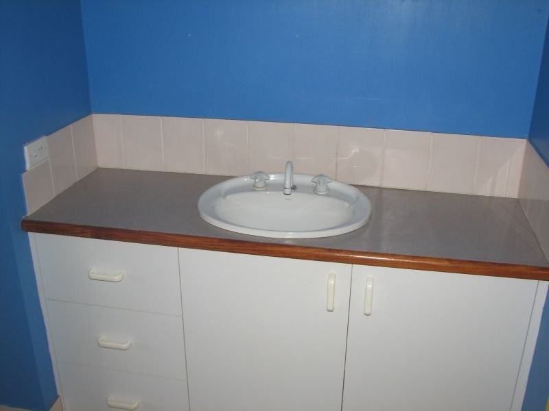 8 Dalley Street, Palmers Island NSW 2463