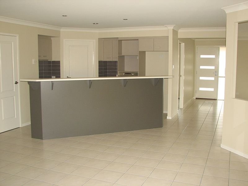 2 Investigators Place, Yamba NSW 2464