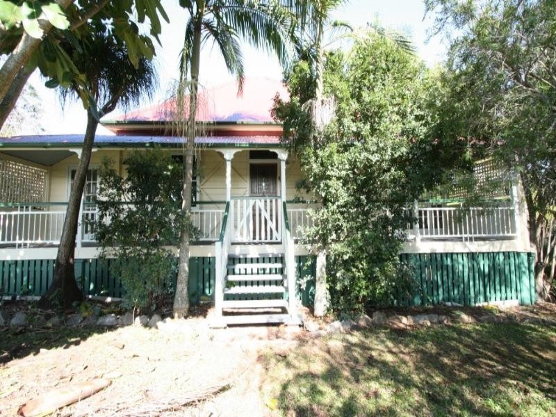 1 Collins Street, Redland Bay QLD 4165