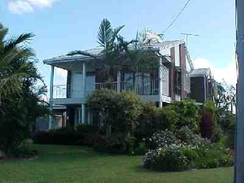 4 Beach Court, Victoria Point QLD 4165