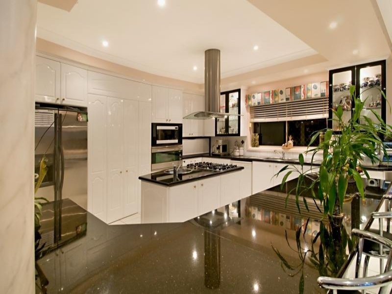 3 Cardiff Close, Bridgeman Downs QLD 4035