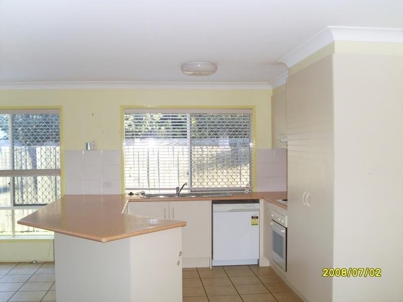 6 Grevillea Place, Bridgeman Downs QLD 4035