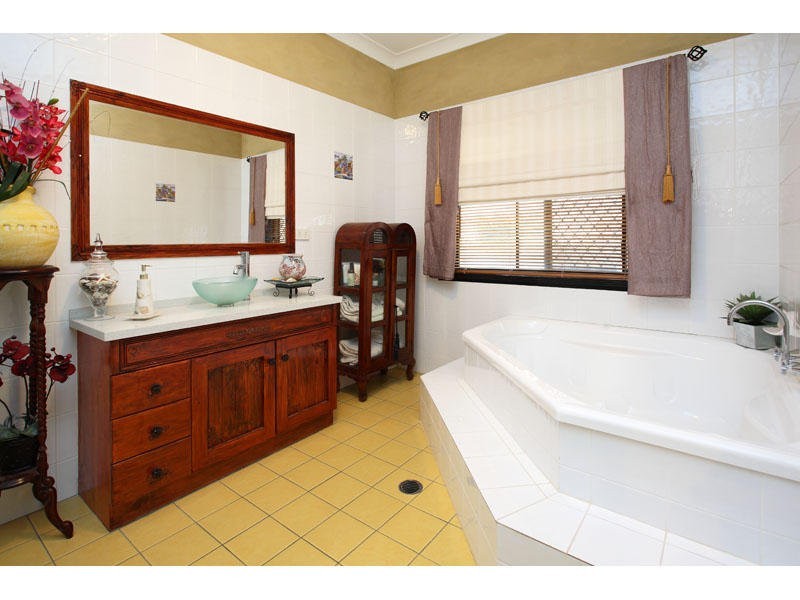 18 Goodman Close, Mcdowall QLD 4053