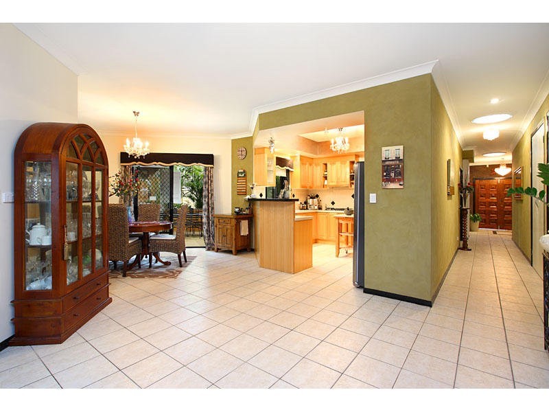 18 Goodman Close, Mcdowall QLD 4053