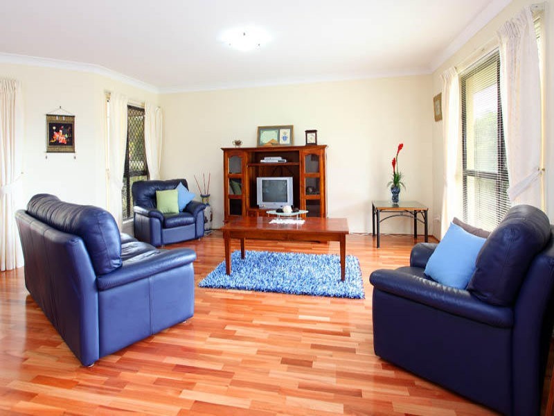 76 Streisand Drive, Mcdowall QLD 4053