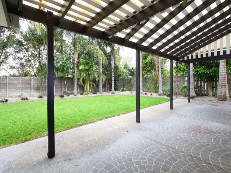 25 Redford Crescent, Mcdowall QLD 4053