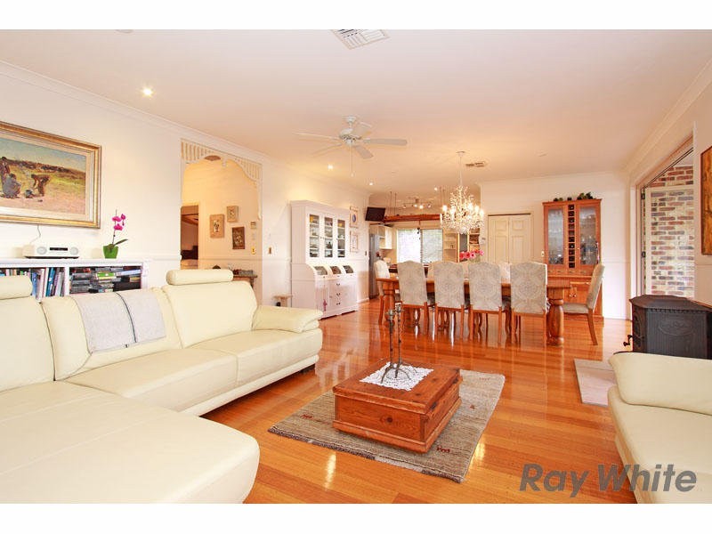 196 Bangalow Street, Bridgeman Downs QLD 4035