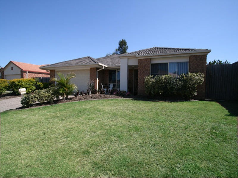 8 Grevillea Place, Bridgeman Downs QLD 4035