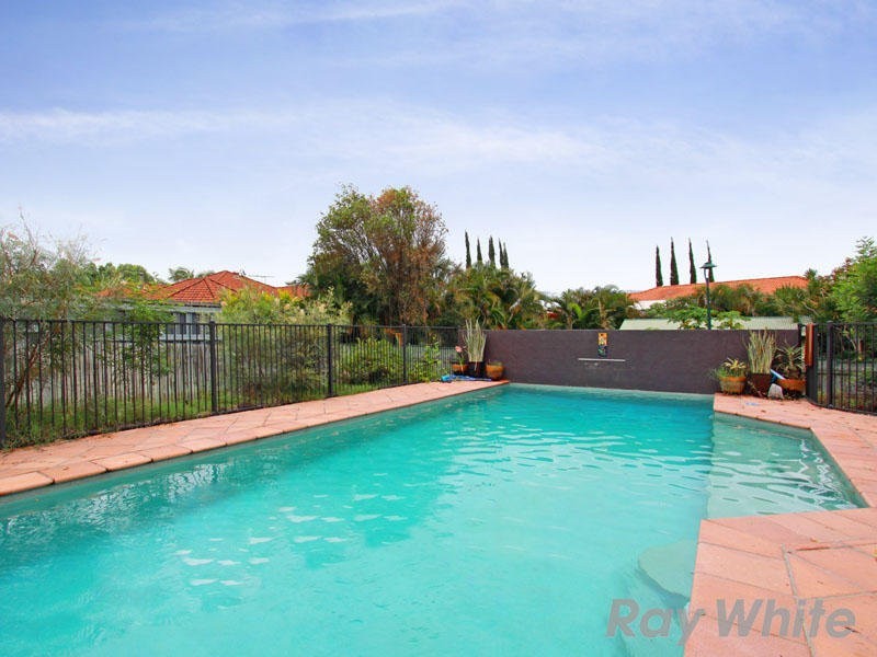 71 Constellation Crescent, Bridgeman Downs QLD 4035