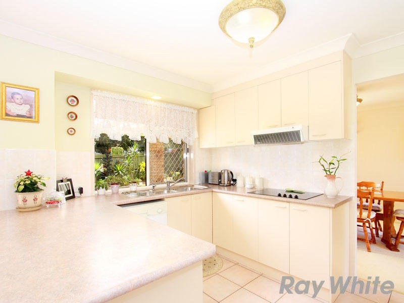 130 Streisand Drive, Mcdowall QLD 4053