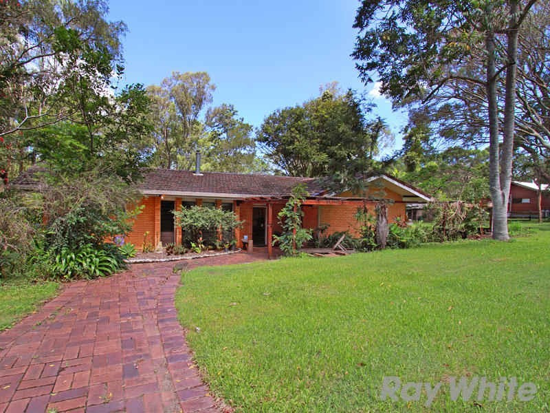 63 Neville Road, Bridgeman Downs QLD 4035