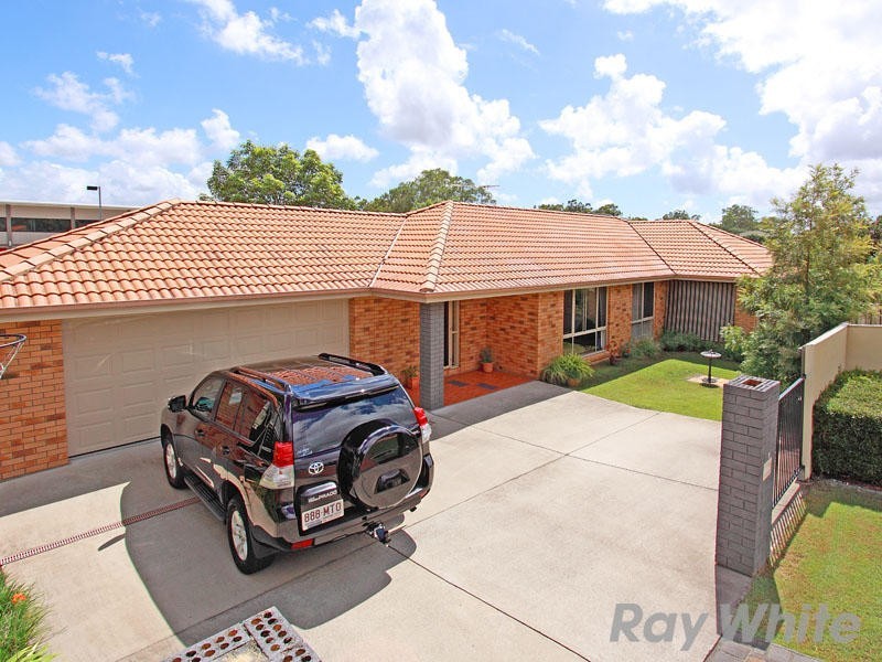 8 Octantis Court, Bridgeman Downs QLD 4035
