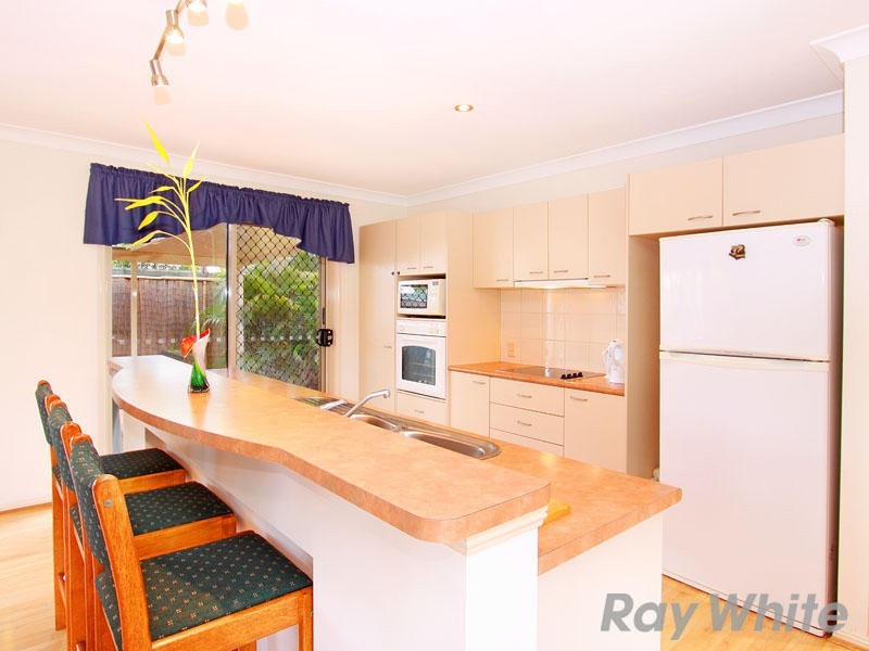 8 Octantis Court, Bridgeman Downs QLD 4035