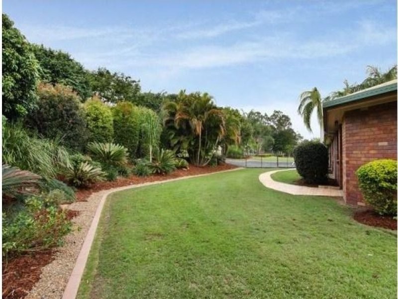 2083 Roghan Road, Bridgeman Downs QLD 4035