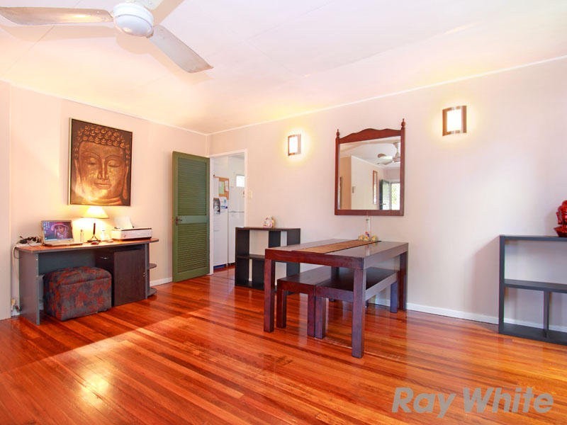 8 Rossett Street, Chermside West QLD 4032