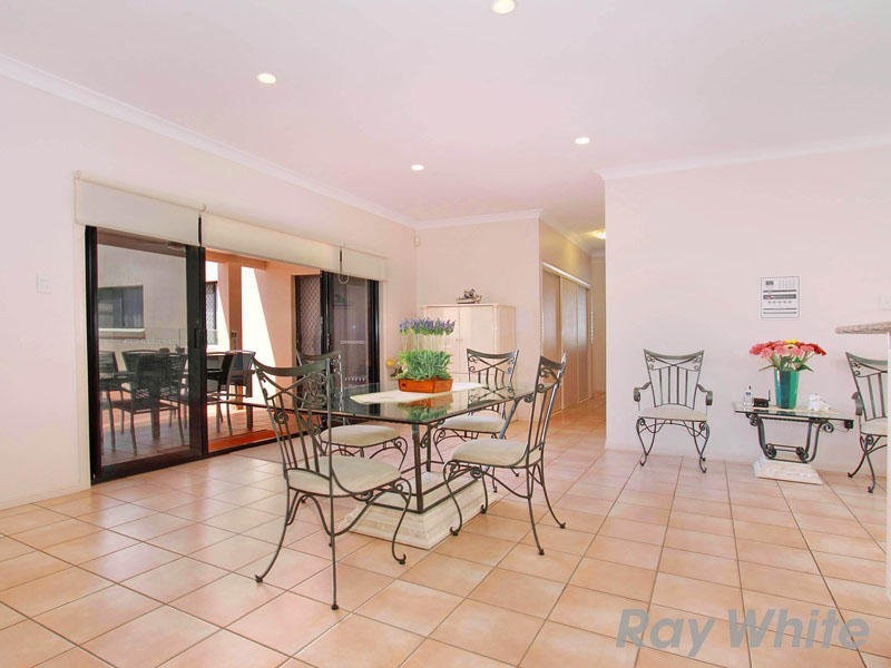 10 Flametree Street, Bridgeman Downs QLD 4035