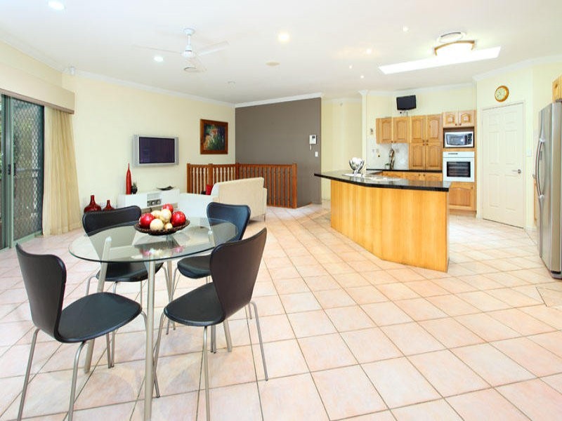 12 Fiddlewood Place, Bridgeman Downs QLD 4035