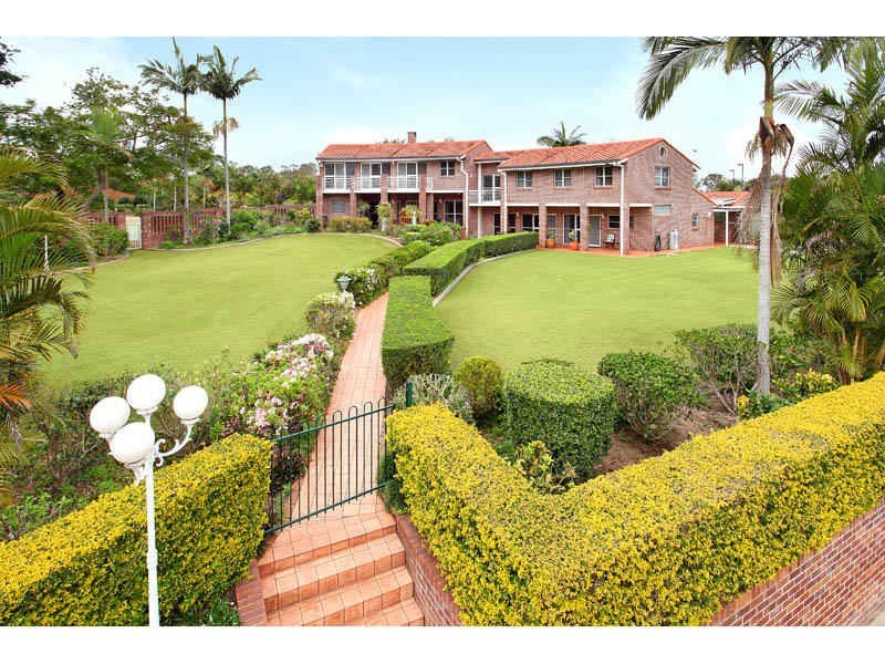 94 Retreat Street, Bridgeman Downs QLD 4035