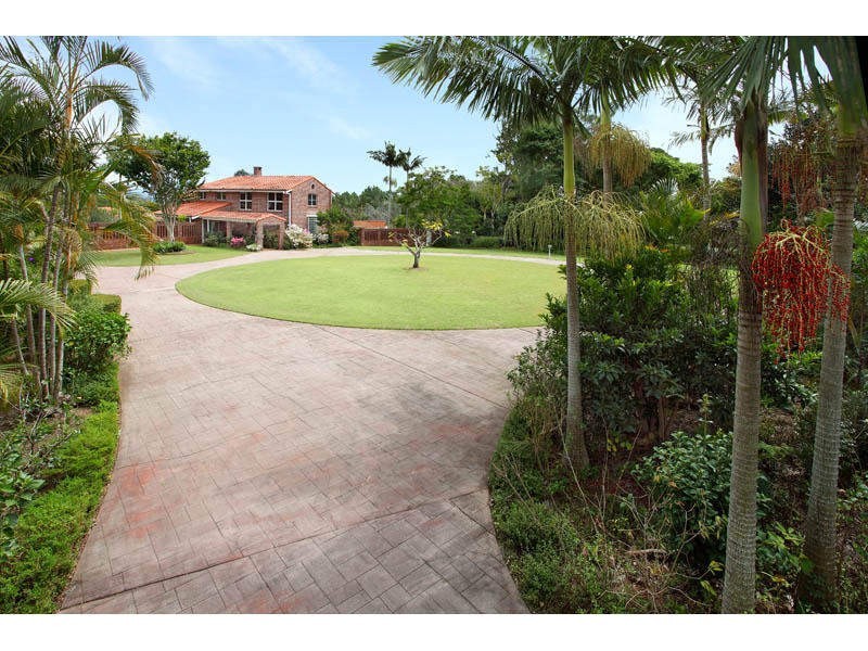 94 Retreat Street, Bridgeman Downs QLD 4035