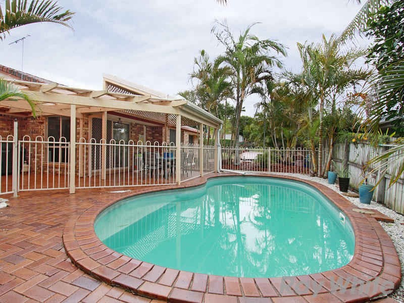 35 Oxford Crescent, Bridgeman Downs QLD 4035