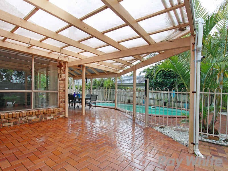 35 Oxford Crescent, Bridgeman Downs QLD 4035