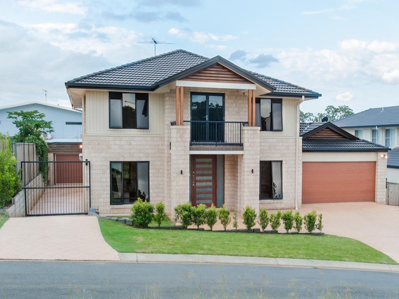 3 Leo Place, Bridgeman Downs QLD 4035