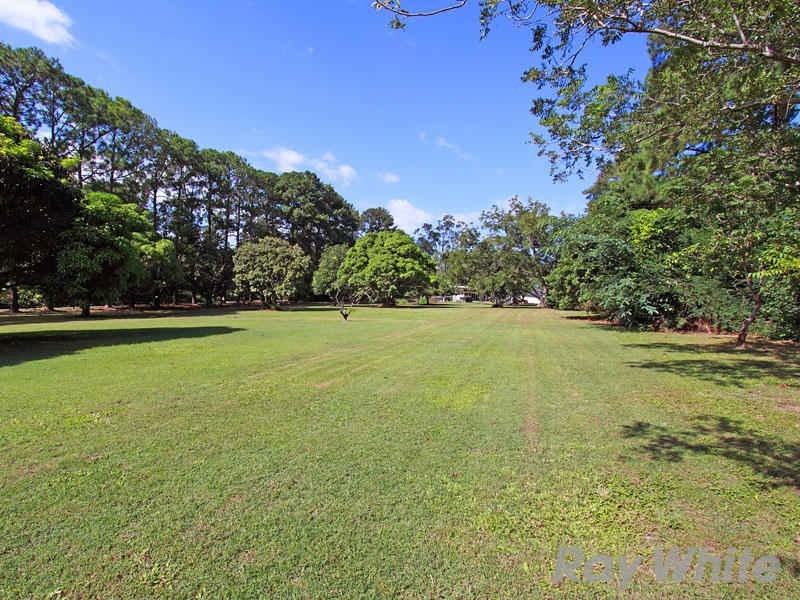 503 Albany Creek Road, Bridgeman Downs QLD 4035