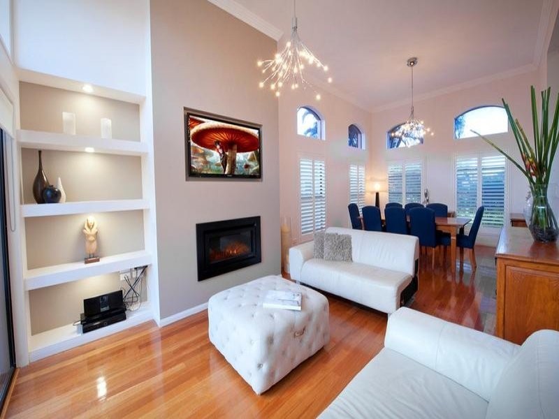 18 Voyager Circuit, Bridgeman Downs QLD 4035