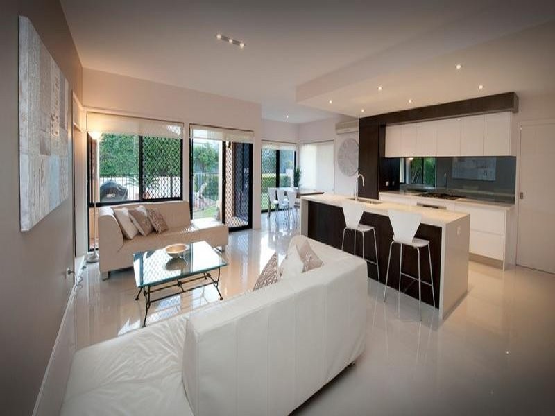 18 Voyager Circuit, Bridgeman Downs QLD 4035