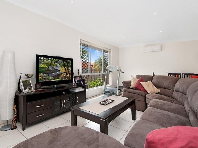 26 Minnelli Place, Mcdowall QLD 4053