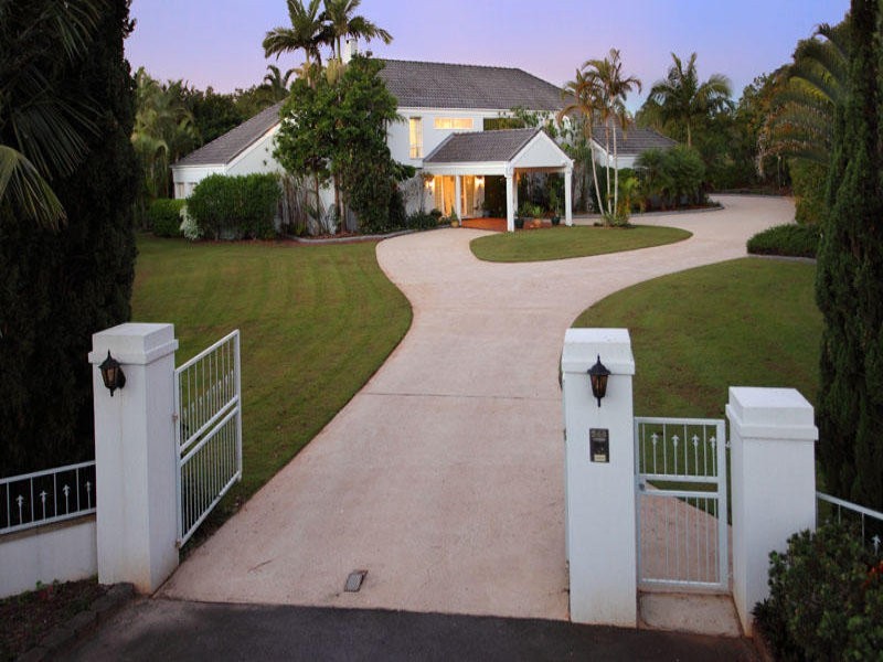 245 Graham Road, Bridgeman Downs QLD 4035