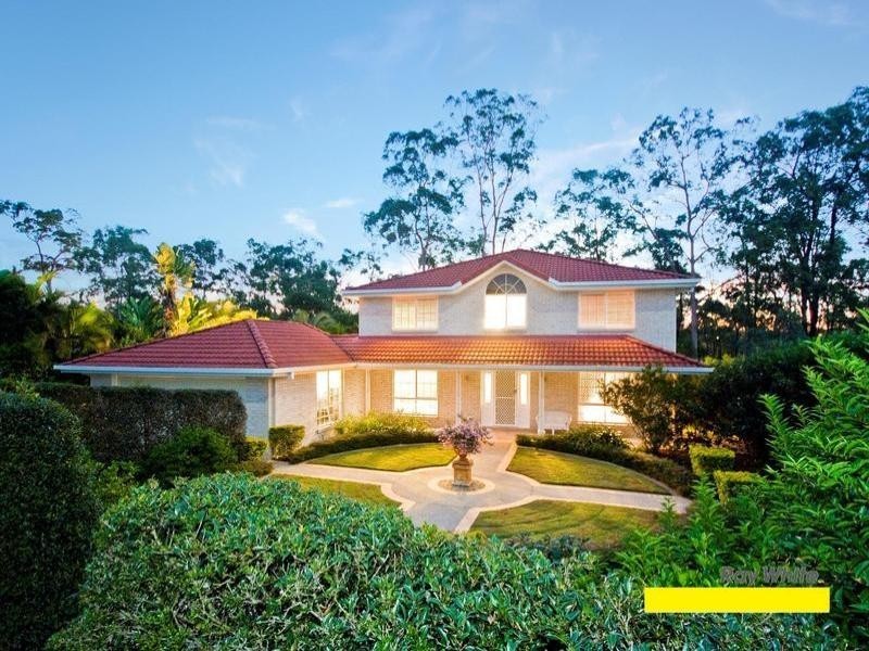 73 Halleys Crescent, Bridgeman Downs QLD 4035