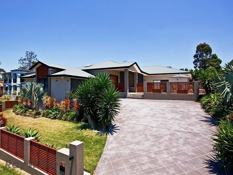 71 Casuarina Street, Bridgeman Downs QLD 4035