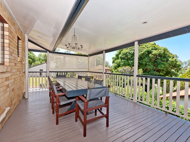 2 Fairhaven Street, Bridgeman Downs QLD 4035