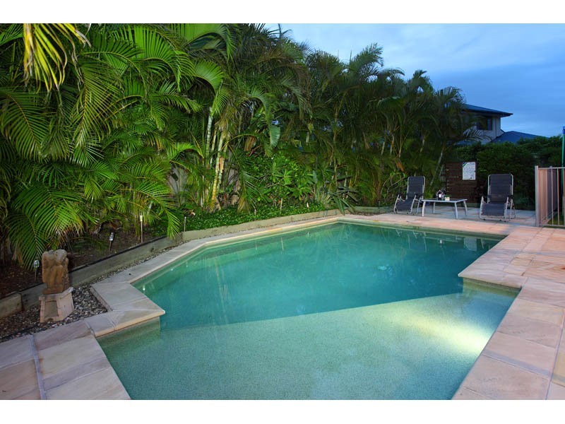 6 Travorten Drive, Bridgeman Downs QLD 4035