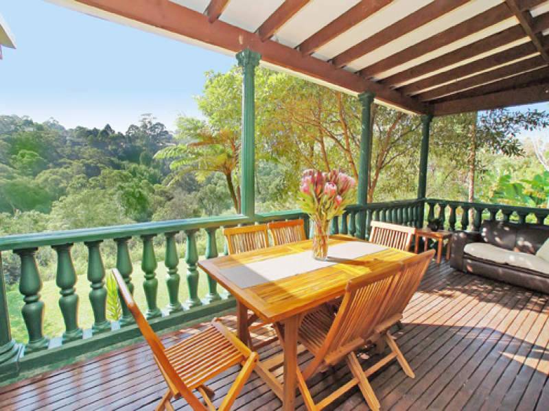 305 Eastern Valley Way, Middle Cove NSW 2068