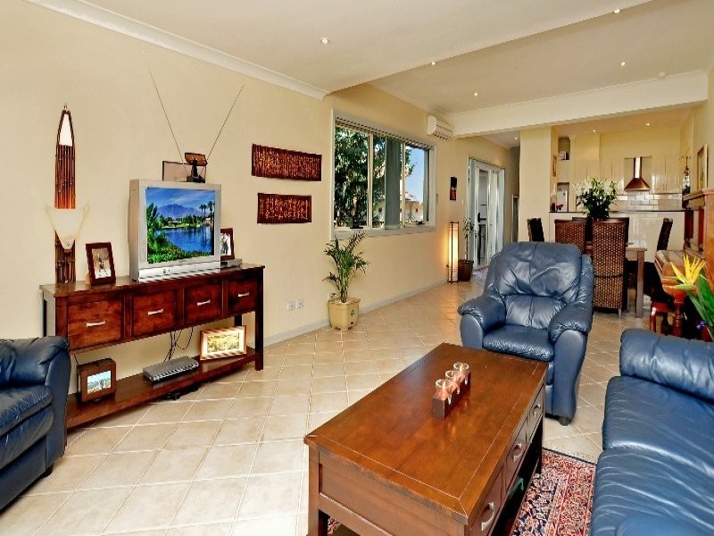 13 Walter Street, Willoughby NSW 2068