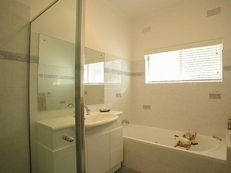 8 Allawah Place, Greenwich NSW 2065