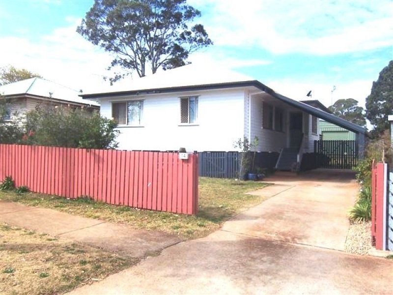 14 Dwyer Street, Harlaxton QLD 4350