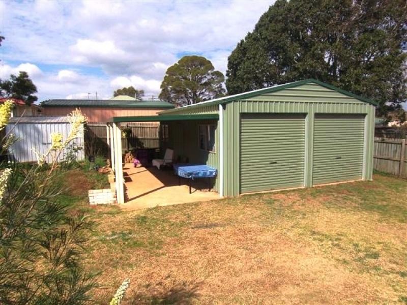 14 Dwyer Street, Harlaxton QLD 4350