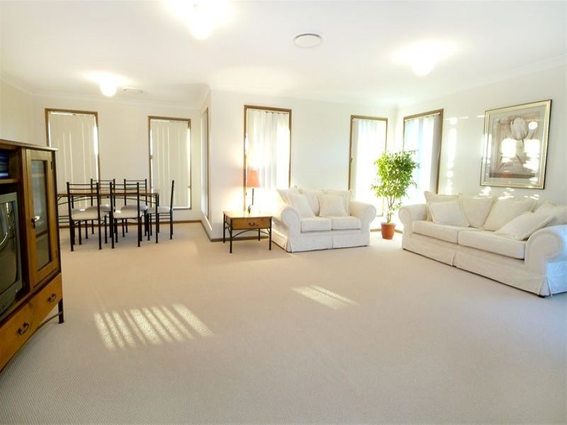 1 Emily Court, Highfields QLD 4352